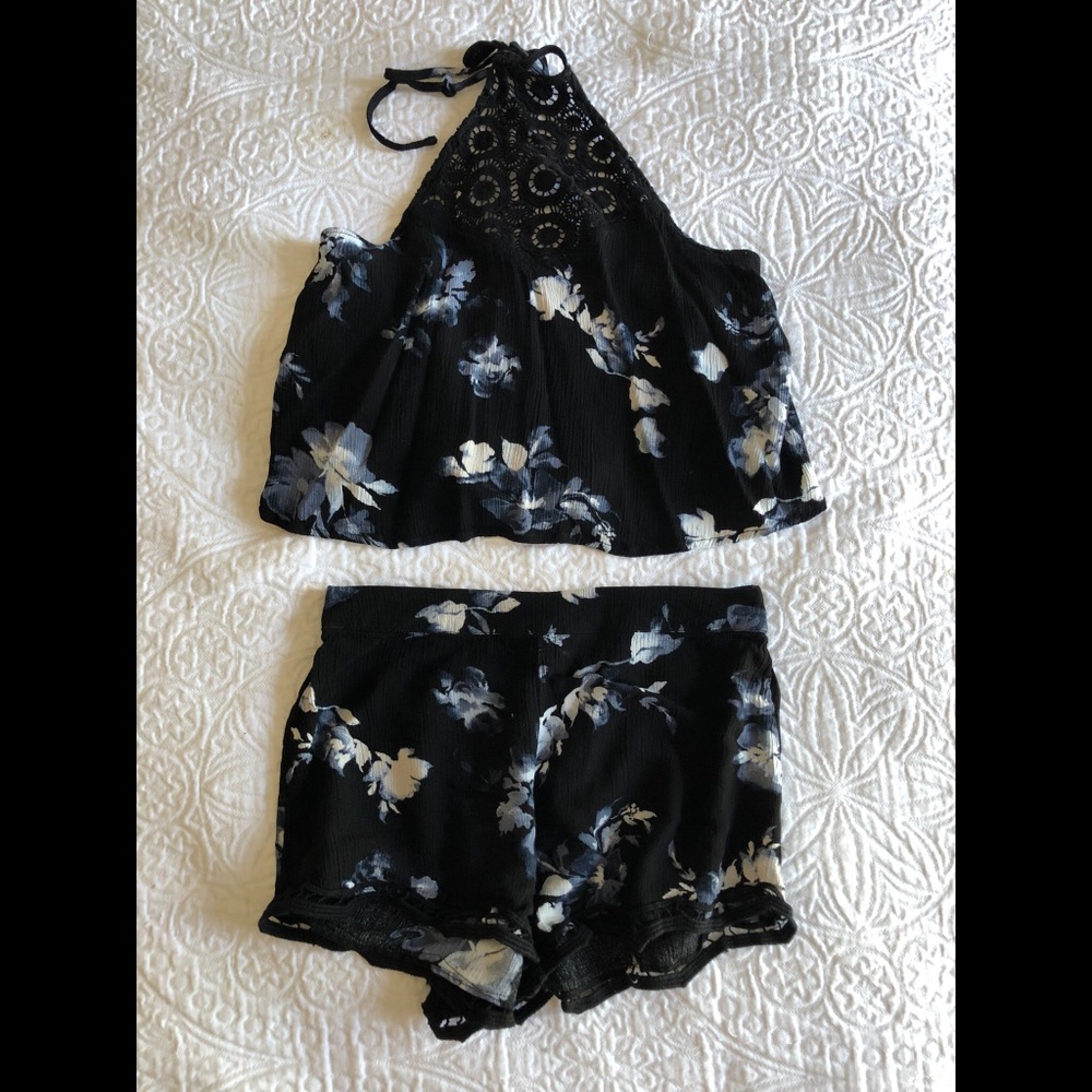KENDALL + KYLIE TWO PIECE SET SIZE S